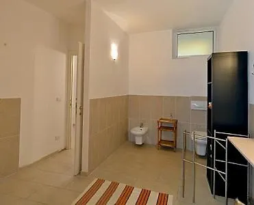 Sleeps 4 Air Con Wifi *