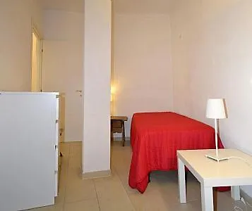 Sleeps 4 Air Con Wifi * Chiavari